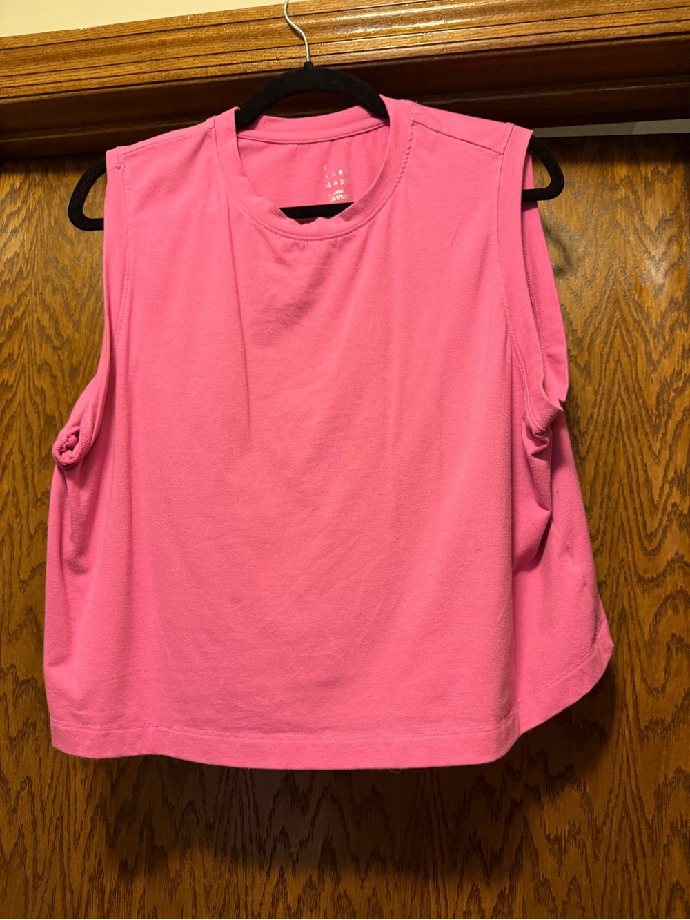 a new day Sleeveless Crewneck Tank Top — Pink